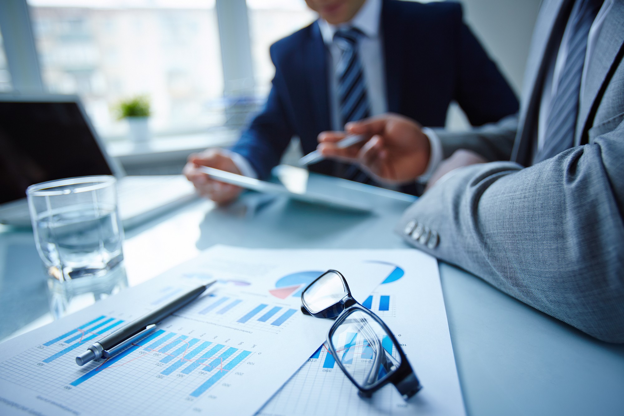 Professional consultant providing strategic management consulting services in China Avegrande